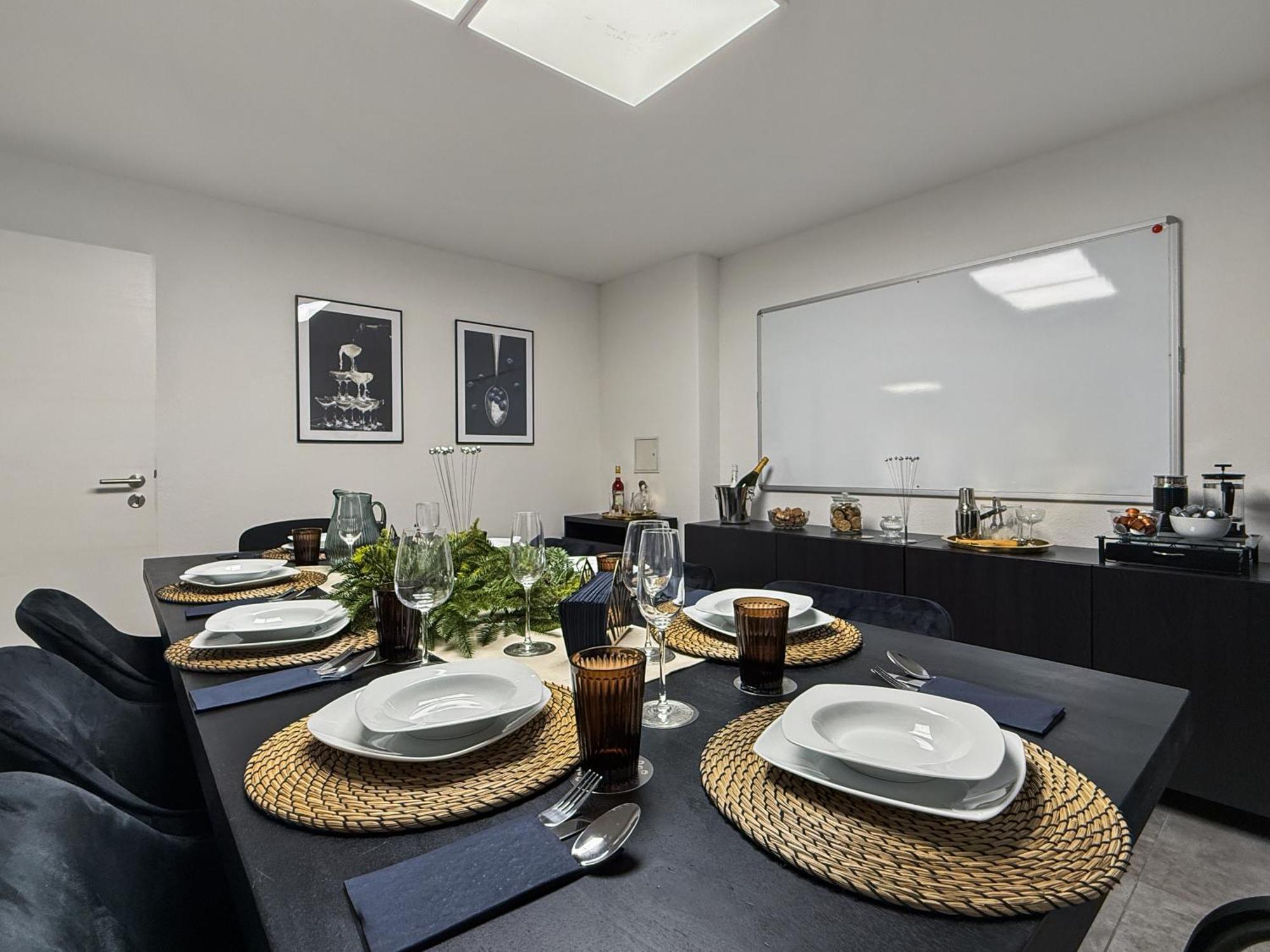 Group Friendly Comfort Central Stuttgart Apartment Exterior foto